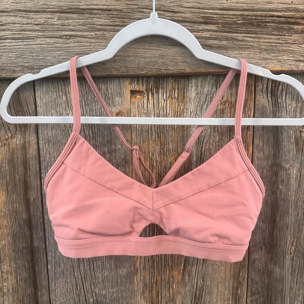 Lululemon Deeper Breath Bra Spanish Rose Size 4 Pink Low Impact Yoga EUC